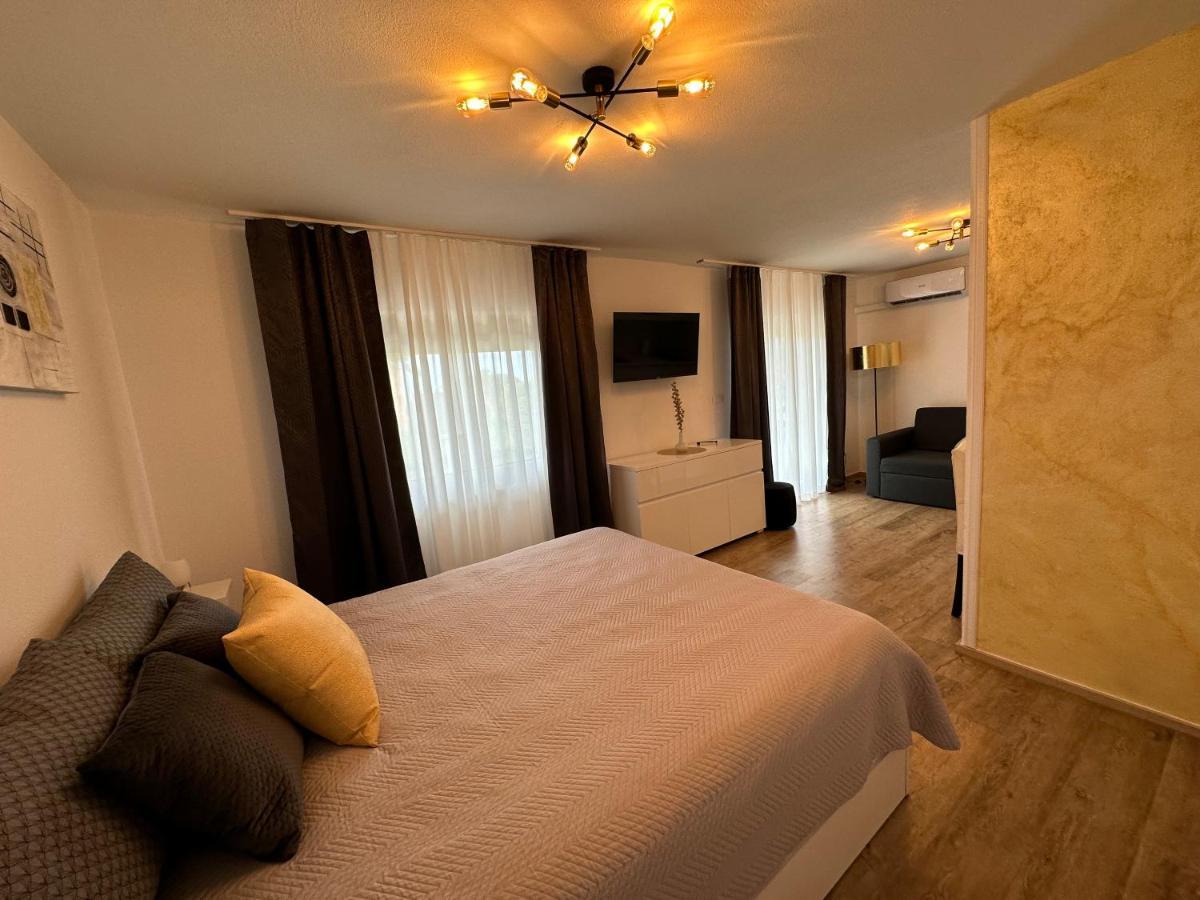 Apartmaji Melipu 1 Izola Exterior foto